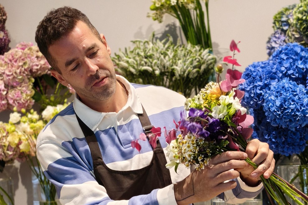 Žiga Breskvar Tiller: Mojster detajlov in ustvarjalec cvetličnih zgodb z dušo (foto: Peter Irman)