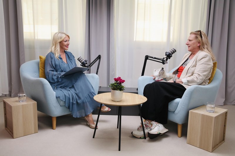 Urška Alič podkast Greenroom
