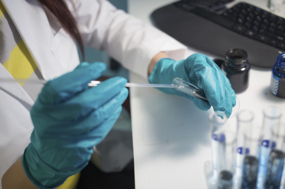 Osupljivo odkritje v zdravstvenem laboratoriju: tole bi lahko za vse večne čase spremenilo naše človeštvo (foto: Profimedia)