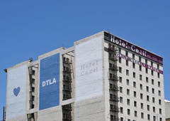 Najbolj srhljiv hotel na svetu: kar se je dogajalo za zaprtimi vrati sob, presunilo celo vsega hudega vajene