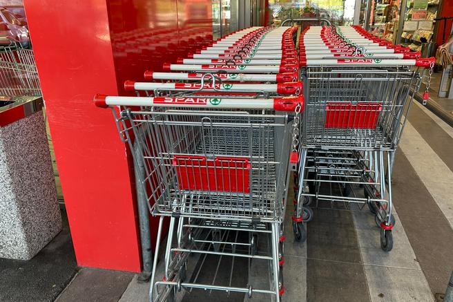 spar slovenija dobrodelnost hrana živali