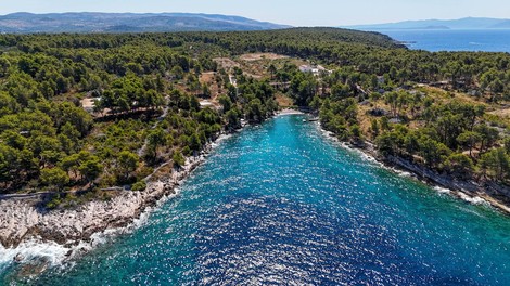 jadran hrvaska jadransko morje mobilne hiske apartmaji turizem zakon spremembe slovenija