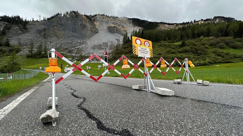 Kaj se dogaja z majhno alpsko vasico? Prebivalci jo zapuščajo kot po tekočem traku