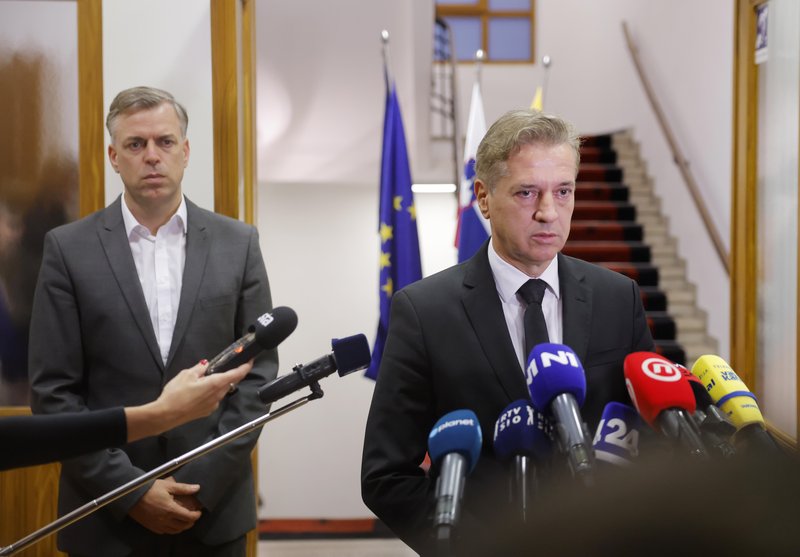 Golob napovedal radikalne ukrepe, v Novem mestu že okrepljena policijska enota