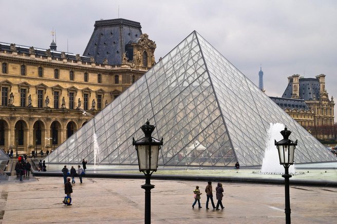 Louvre