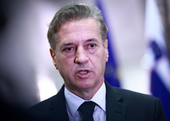 Golob napovedal radikalne ukrepe, v Novem mestu že okrepljena policijska enota