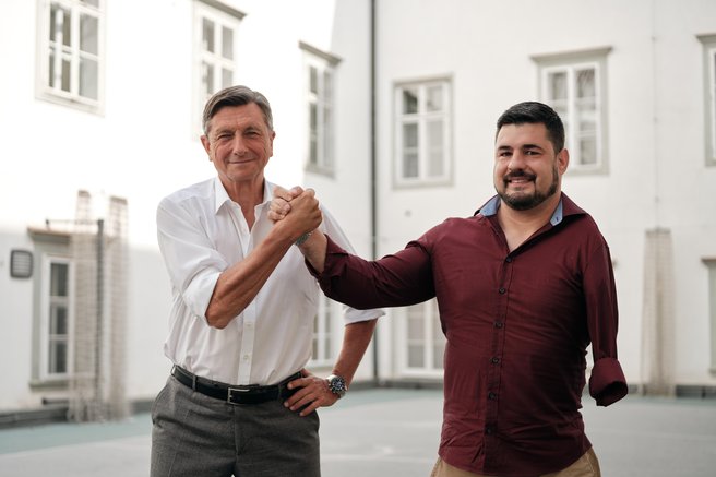 Paralimpijec Darko Đurić nas v podkastu navdiha popelje po poti svojih neverjetnih življenjskih izkušenj (od rejniške družine do svetovnih rekordov)