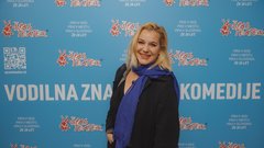 Špas teater premiera predstava Obiski vedno zvonijo ob nepravem času