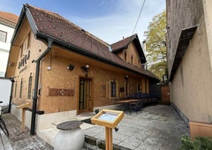 Vrnila se je priljubljena ljubljanska restavracija — tokrat v nekoliko drugačni preobleki, pohvale že padajo