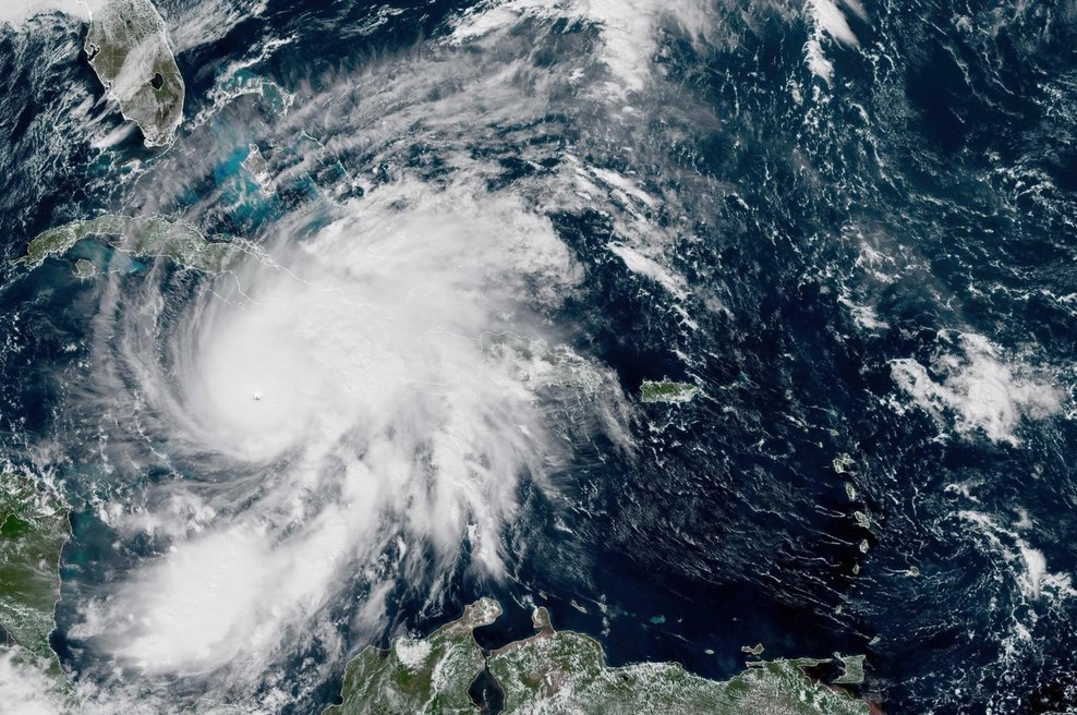 Orkan Melissa dosegel Kubo: evakuirali so več kot 735 tisoč ljudi (foto: Profimedia)