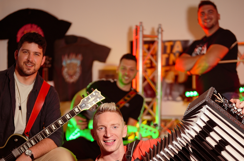 Zvita Feltna videospot Cela drama