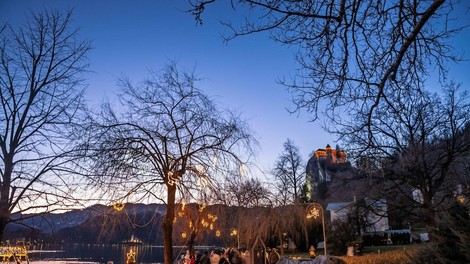 Bled prazniki bozic lucke