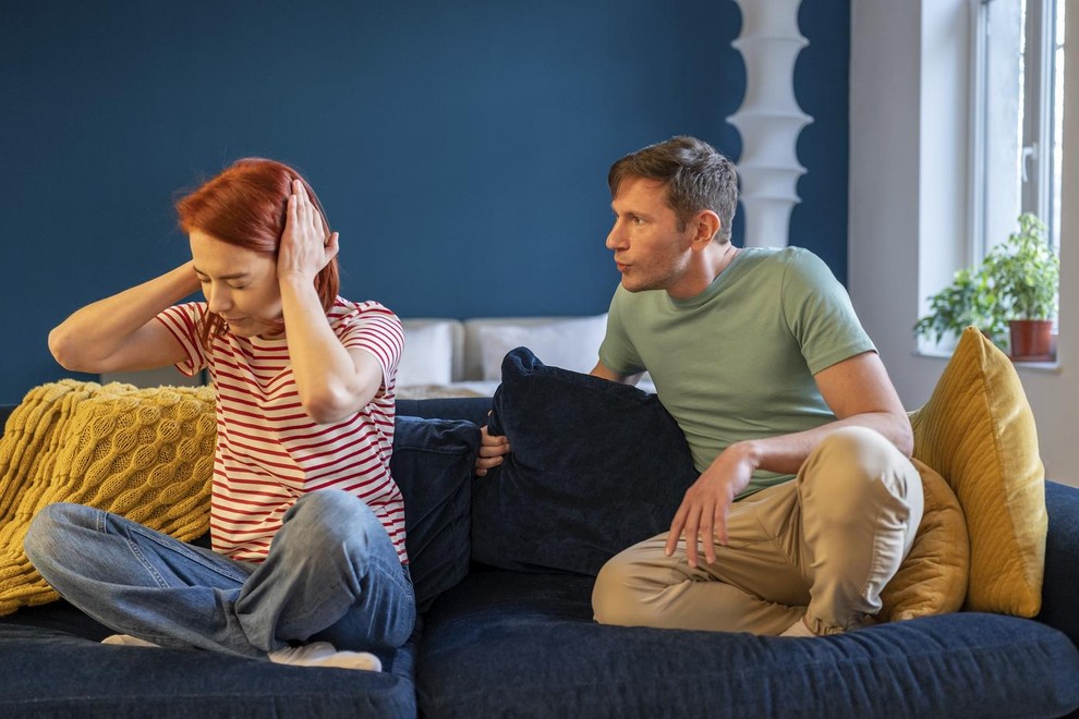 Oven Ovni slovijo po svoji impulzivnosti in neodvisnosti. Ko si nekaj zamislijo, jih je težko ustaviti – tudi če vsi …