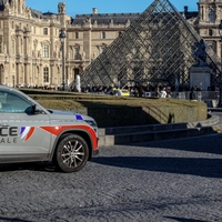 Louvre