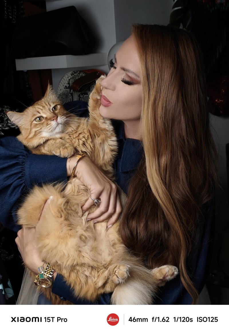 Jerneja P. Zhembrovskyy: Moda, ki slavi karakter in pristnost