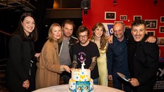 Premiera komedija Sam prjatla Melani Mekicar Žan Papič