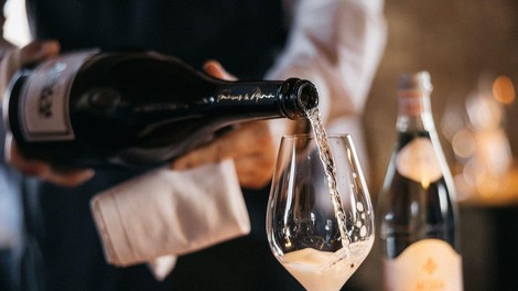 Novo peneče vino Assemblage dogodek François Botton Miran Sirk