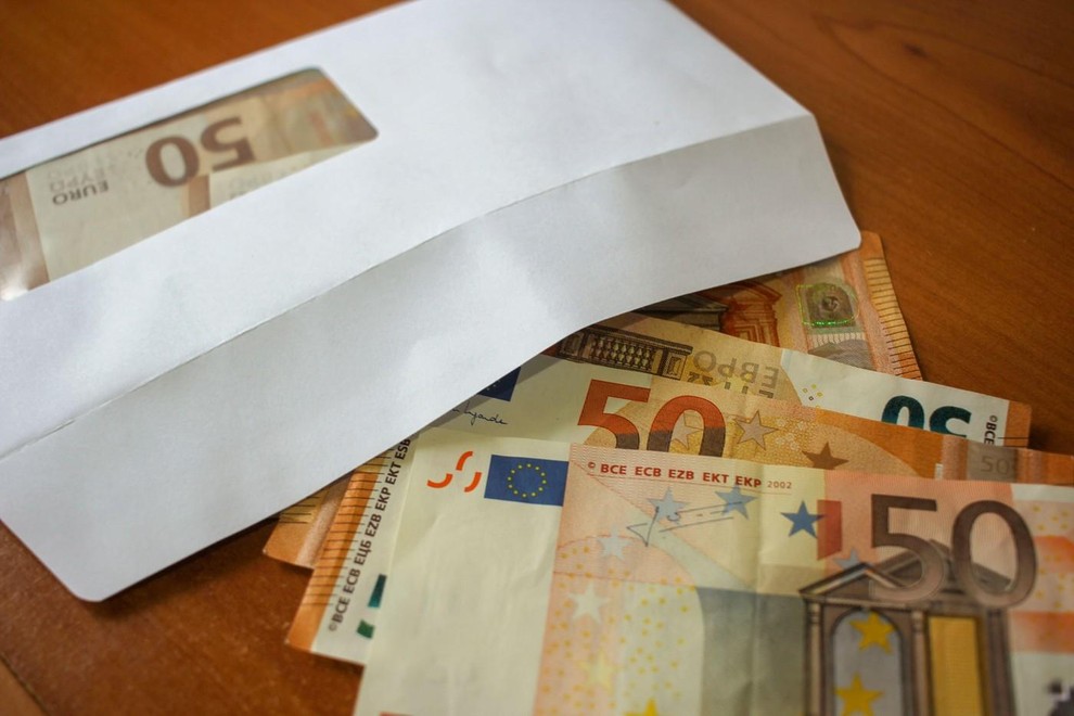 Dvojčka Čas je, da podrobneje pogledate svoje finančne načrte. Jupiter se v torek, 11. novembra, začne gibati retrogradno v znamenju …