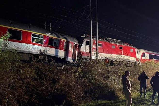 Trčenje vlakov na Slovaškem: poškodovanih več deset ljudi (FOTO)