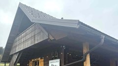 Kranjska gora brunarica Pehta