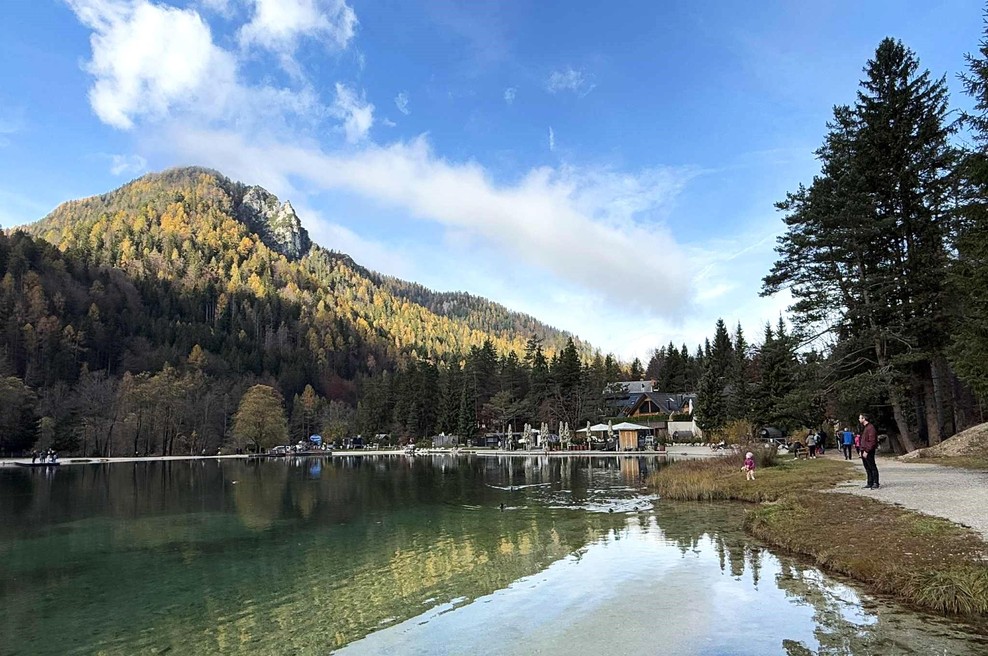 Turist ostro nad početje ob slovenski znamenitosti: "Imejte malo spoštovanja, to ni kraj za to!" (foto: Ma.Po.)