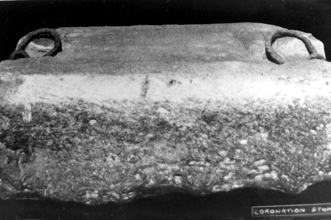 skotska anglija kraja kronanje kralji zgodovina najdba