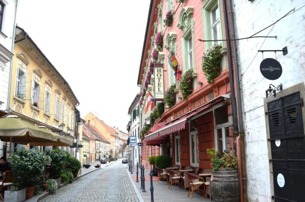 Novo poglavje za najbolj romantičen ptujski hotel – pestro dogajanje za njegovimi zidovi (foto: Ma.Po.)