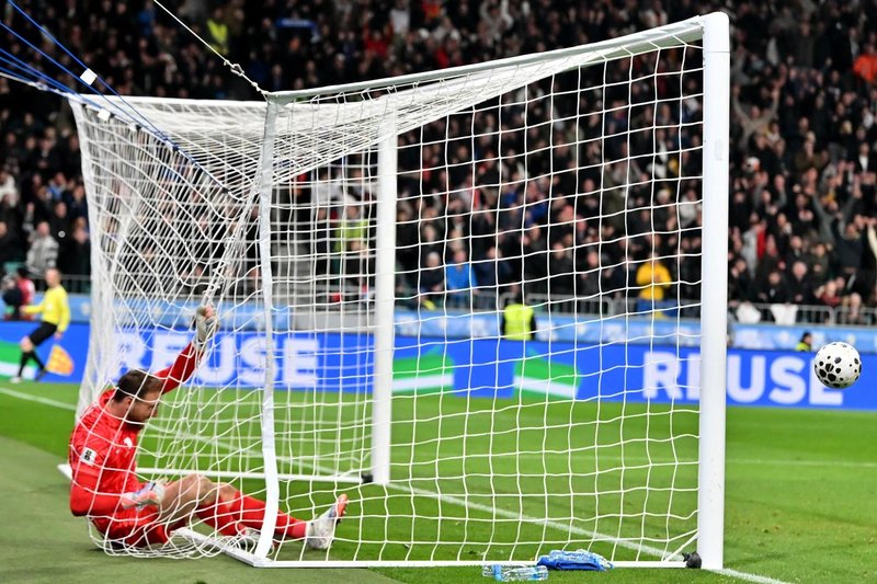 Konec sanj o SP: slovenski nogometaši izgubili proti Kosovcem