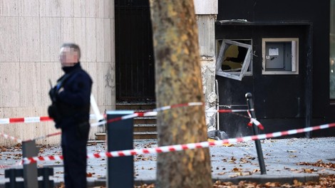 Nov rop v Franciji: ukradli nakit, vreden najmanj pol milijona evrov