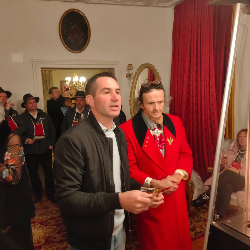 Preddvor grad Dvor vino degustacija