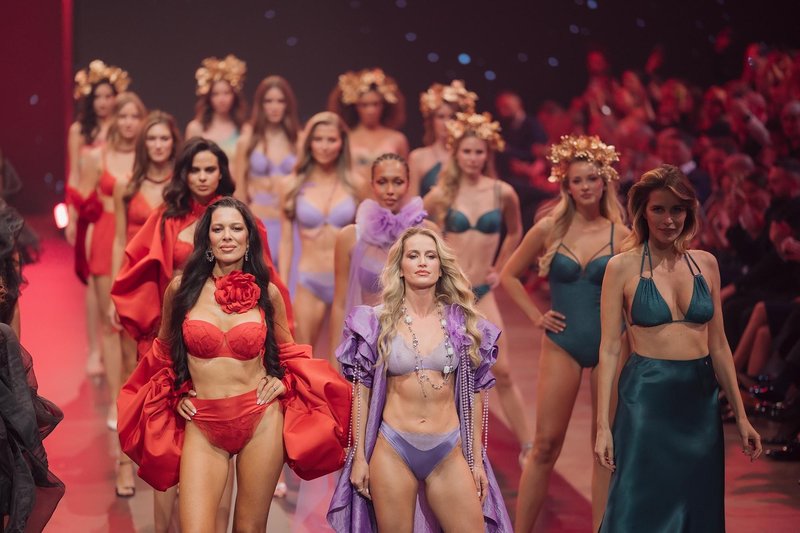 Lisca v Ljubljani navdušila z modno revijo in predstavila kolekcijo pomlad-poletje 2026