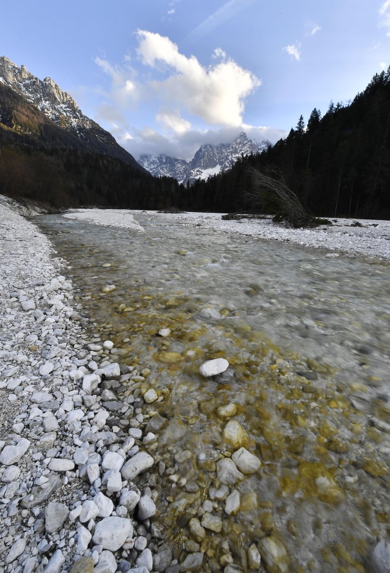 Pisnica dolina reka Kranjska Gora