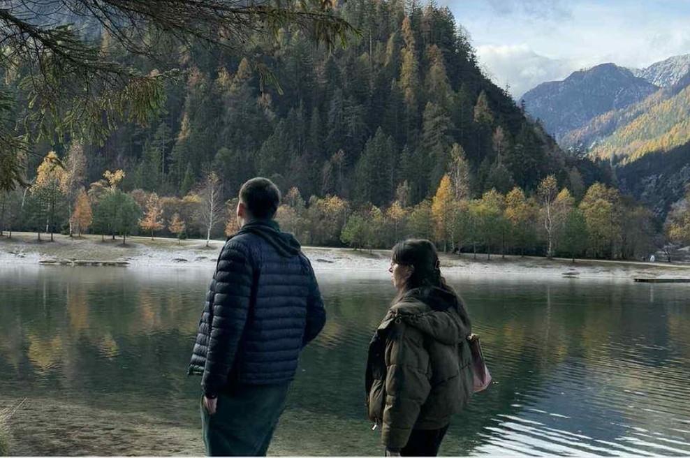 Je to v Sloveniji normalno? Začudena turistka ne ve, kaj naj si misli o tem, kar je pri nas videla (foto: Uredništvo)