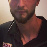 Ženi je grozil z ubojem: nekdanji slovenski nogometni zvezdnik obsojen zaradi družinskega nasilja