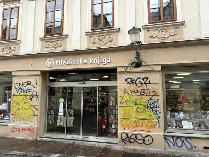 Ljubljana grafiti fasada vandalizem