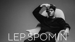 Kdo je glas, ki pritegne čedalje več pozornosti na naših radiih?