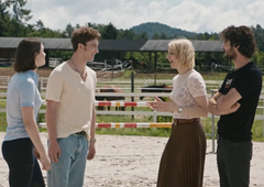 V serijo Nemirna kri prišel nov lik: razkrivamo, kje ste ga že videli (gre za zelo znan TV-obraz)