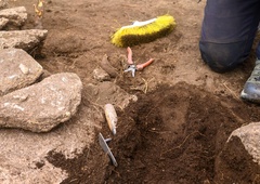 Snemali dokumentarec, ko so se člani ekipe v šoku prijeli za glave: srhljivo odkritje pretreslo vse