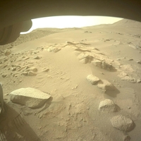 Perseverance mars rover nasa vesolje odkritje skrivnost skala