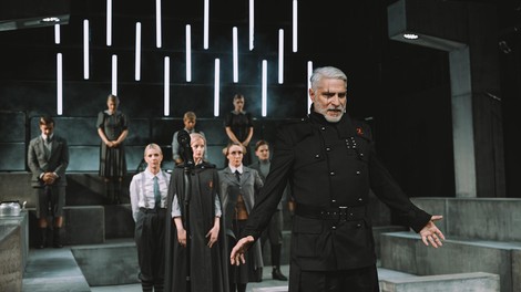 Predstava Zmaj MGL premiera