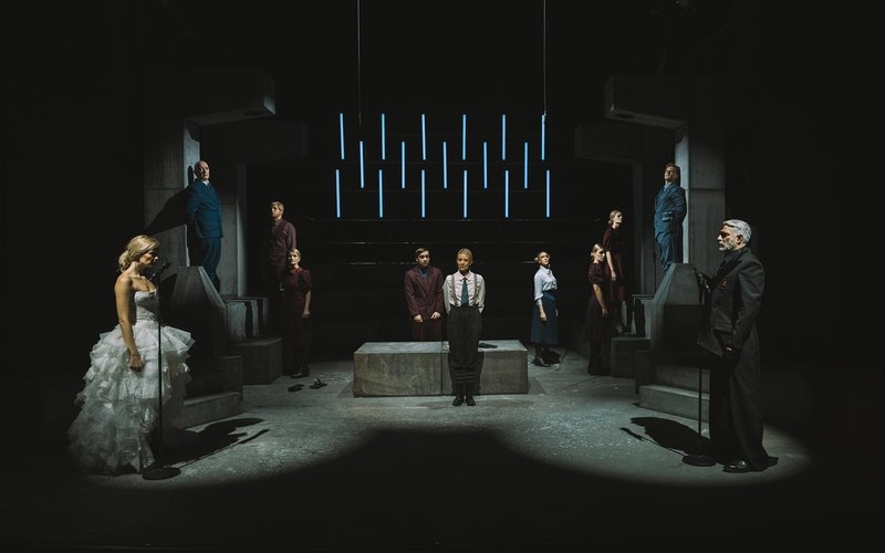 Predstava Zmaj MGL premiera