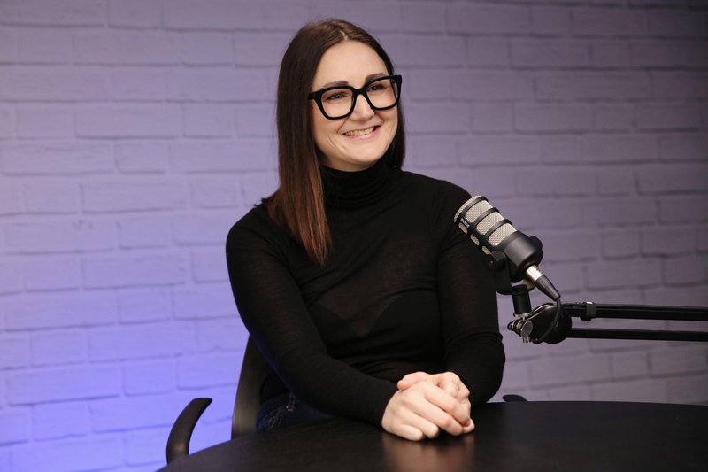 Umetniška direktorica in strokovnjakinja za znamke Anja Korenč: "Na trgu bo v prihodnosti še več blagovnih znamk, ki bodo narejene malomarno in površno!"