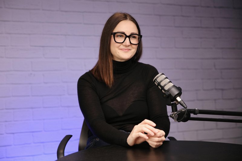 Umetniška direktorica in strokovnjakinja za znamke Anja Korenč: "Na trgu bo v prihodnosti še več blagovnih znamk, ki bodo narejene malomarno in površno!"