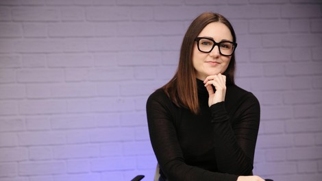 Umetniška direktorica in strokovnjakinja za znamke Anja Korenč: "Na trgu bo v prihodnosti še več blagovnih znamk, ki bodo narejene malomarno in površno!"