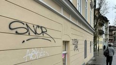 Ljubljana grafiti fasada vandalizem