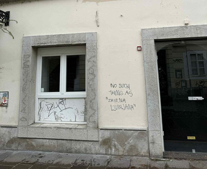 Ljubljana grafiti fasada vandalizem
