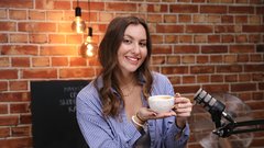 Lara Tošić Živa Avžner metropolitan podkast ob skodelici kave