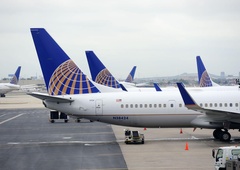 Popoln kaos v letalskem prometu: po vsem svetu se vrstijo zamude in odpovedi letov