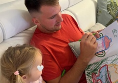 Luka Dončić z ganljivim sporočilom hčerki: "Rad te imam, zelo te pogrešam"