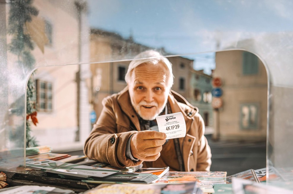 Slovenci v dobrem tednu pokupili vse srečke za Novoletni loto (foto: Loterija Slovenije)